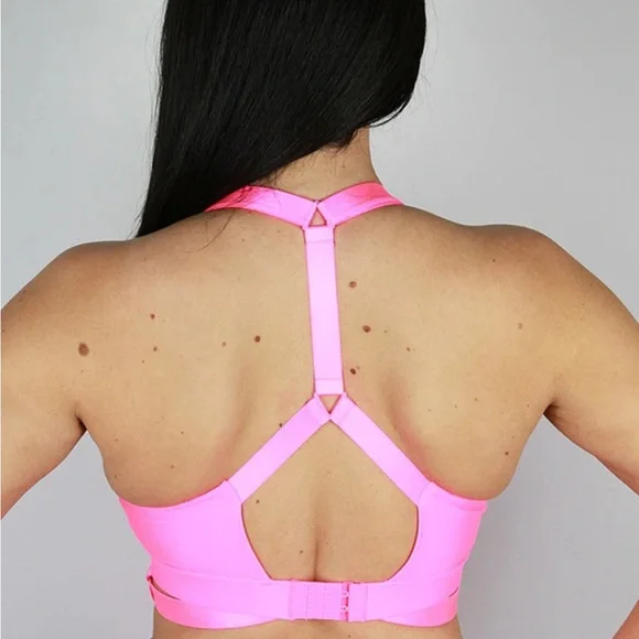 Vibrant Pink Sports Bra with Smooth Cups and Stretchy Fit - Picture 3 of 5